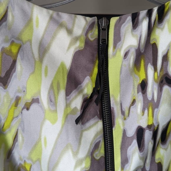 Taylor size 6 summer dress - Picture 8 of 9